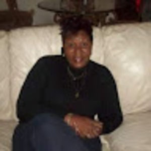 Meet your Posher, Lorraine